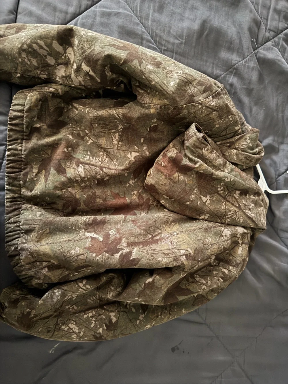 Old Navy Camo Leaf-Print Bomber Jacket - Brown, Olive